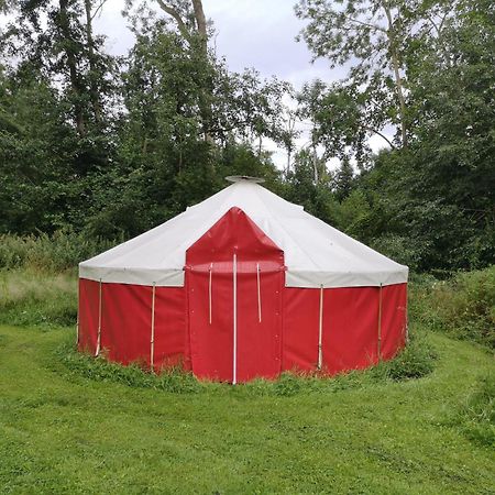 Jurten Im Garten Eden Bub Gutzkow Exterior foto